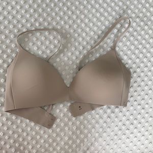 Lululemon Take Shape Bra Nude